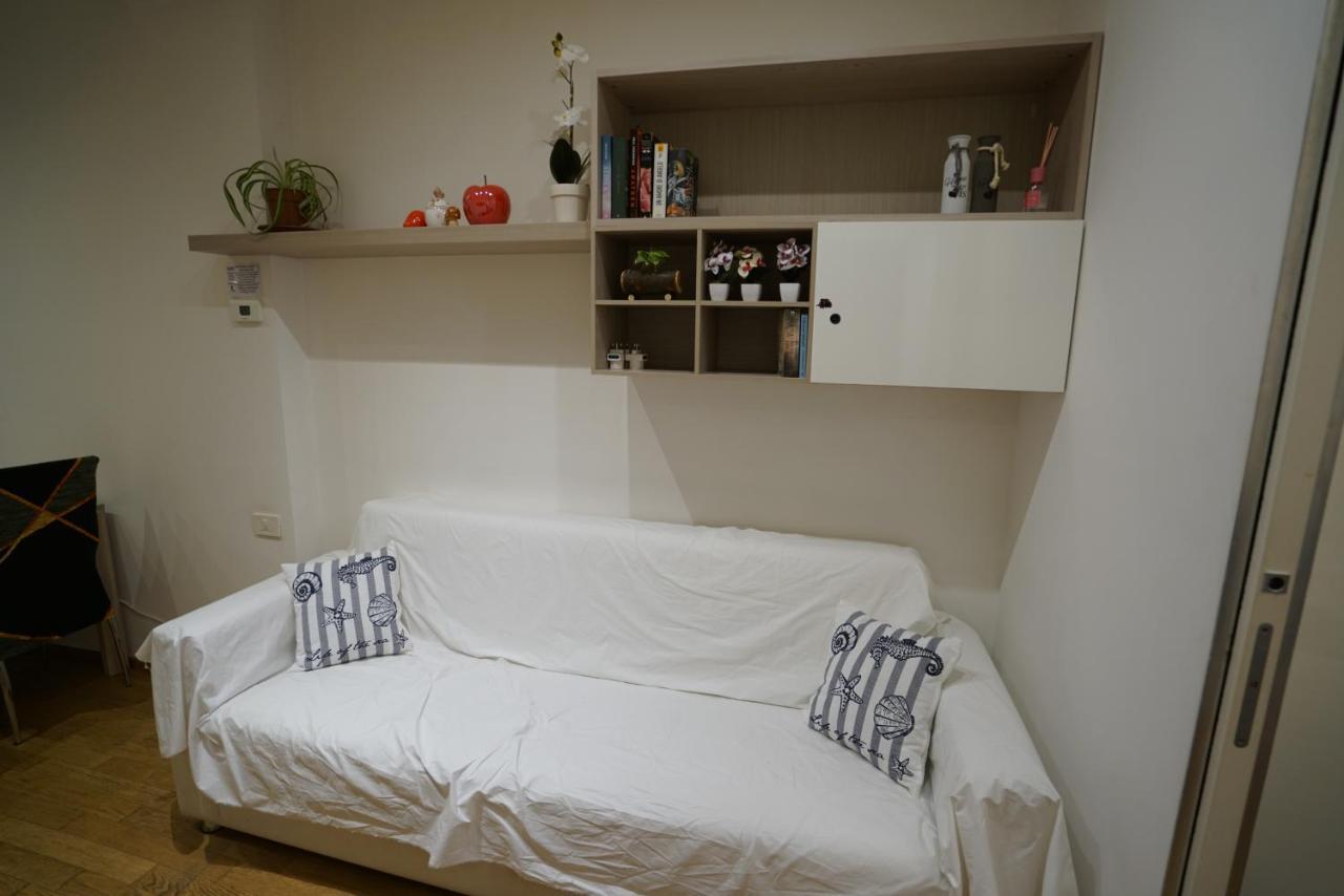 Fast Wifi E Netflix -- Centro Di Rho Vicino Stazione Apartment Exterior foto